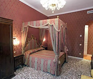 Casa Pisani Canal Benátky Penzion