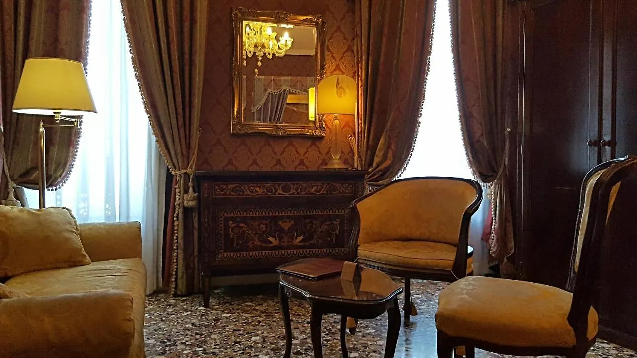 Penzion Casa Pisani Canal Benátky