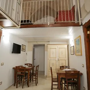 bb-lo-scrigno-barocco.lecce-hotels.com/