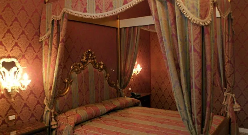 Casa Pisani Canal Venice Italy