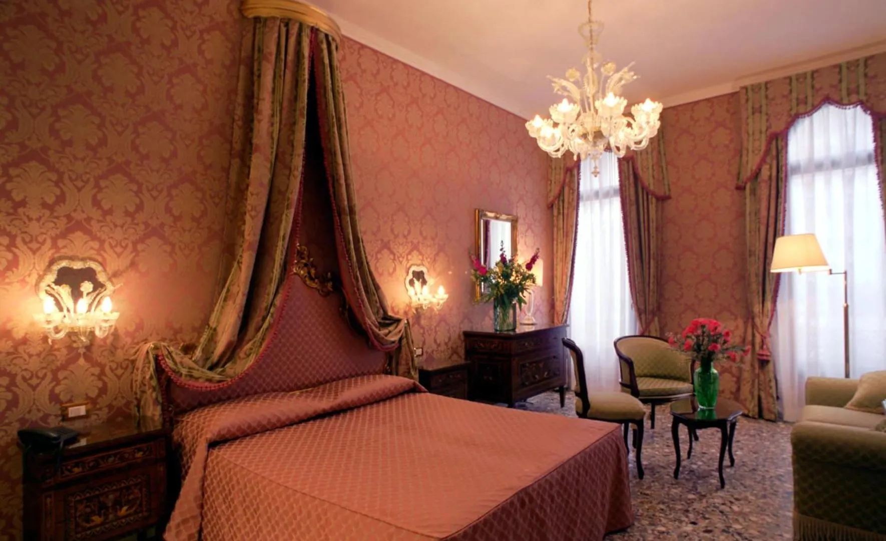 Casa Pisani Canal Venice